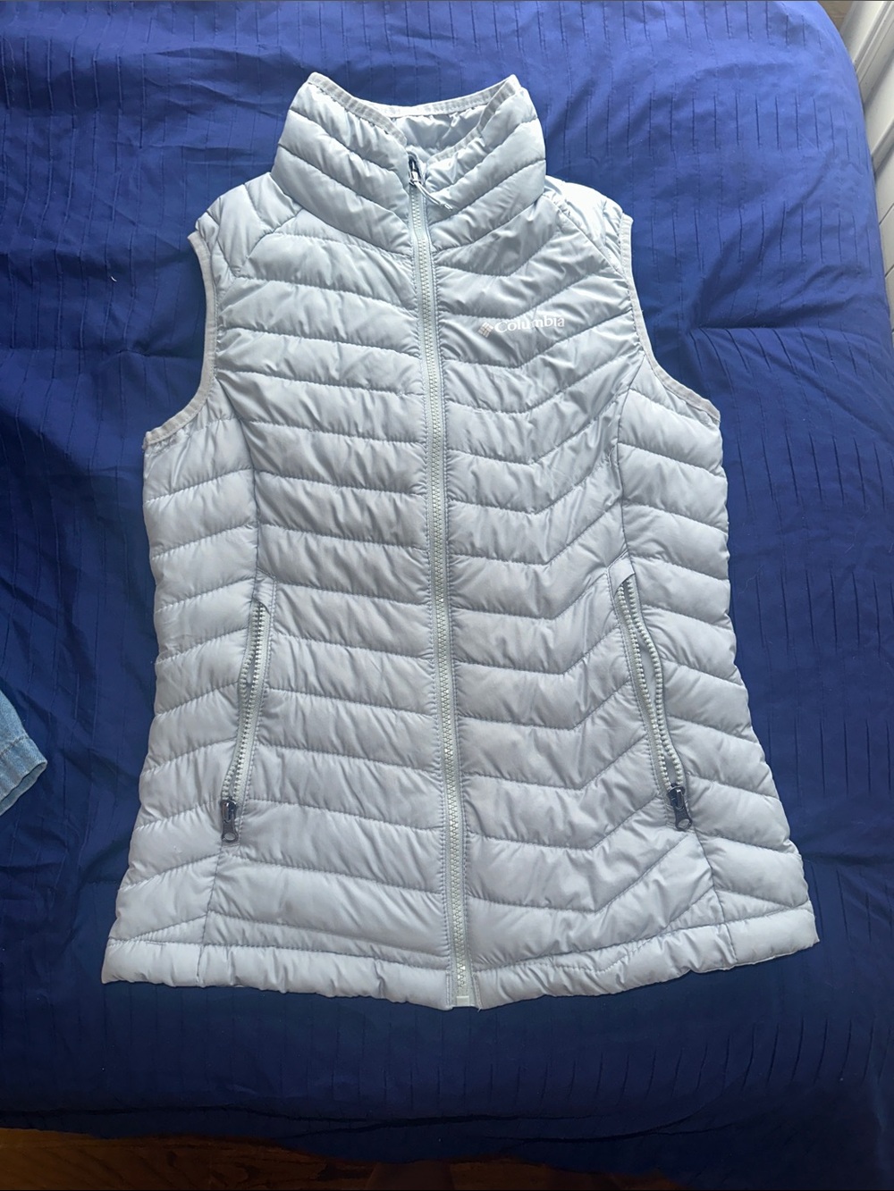 Columbia Light Gray Insulated Vest